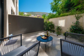 Modern Apartment Lacus